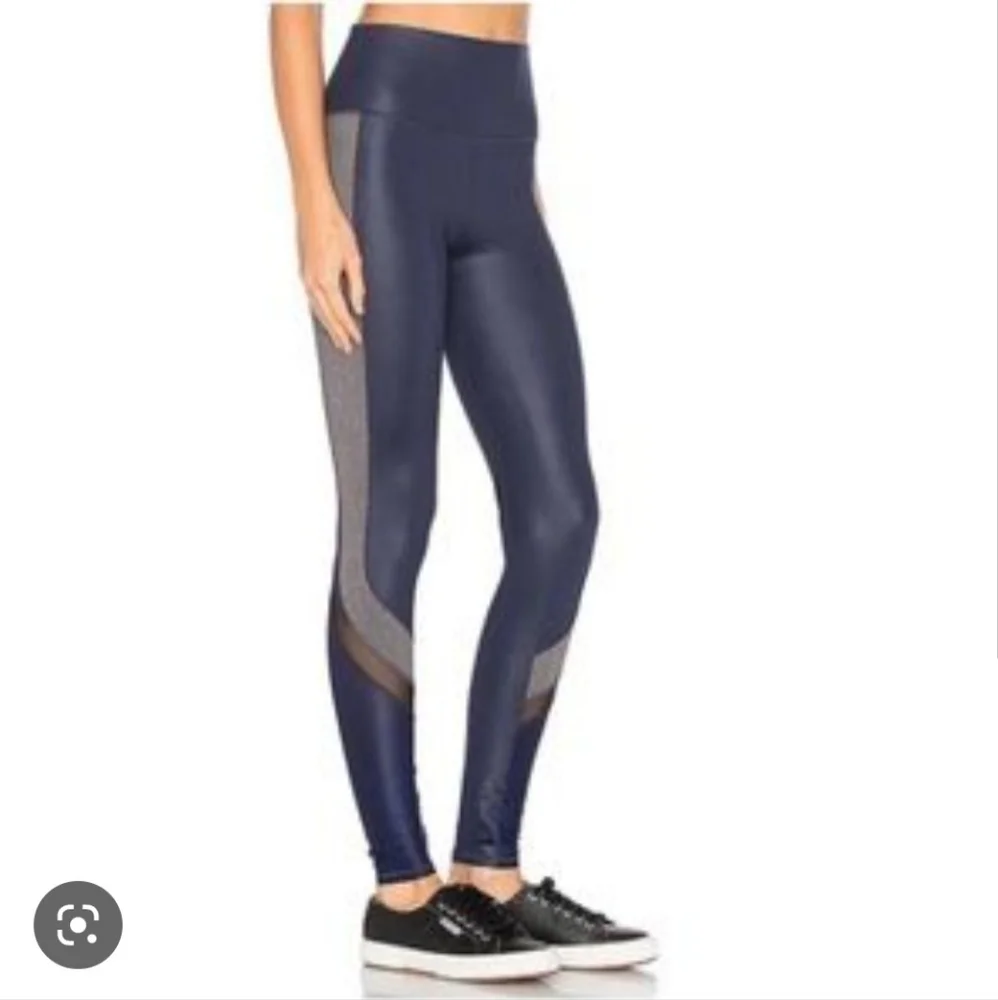 Alo‎ High Rise Elevate Leggings - Navy Blue and Grey - Size XS